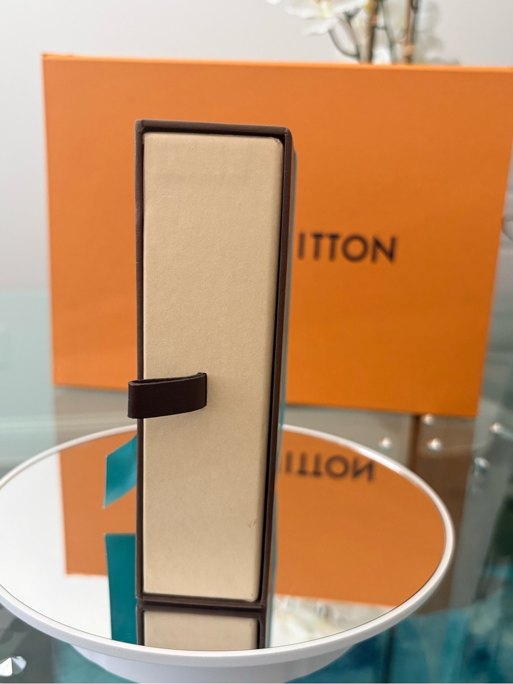 Louis Vuitton Compact Monogram Wallet - Picture 15 of 16